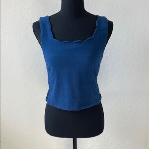 Scalloped square neck Blue linen Sleeveless Top